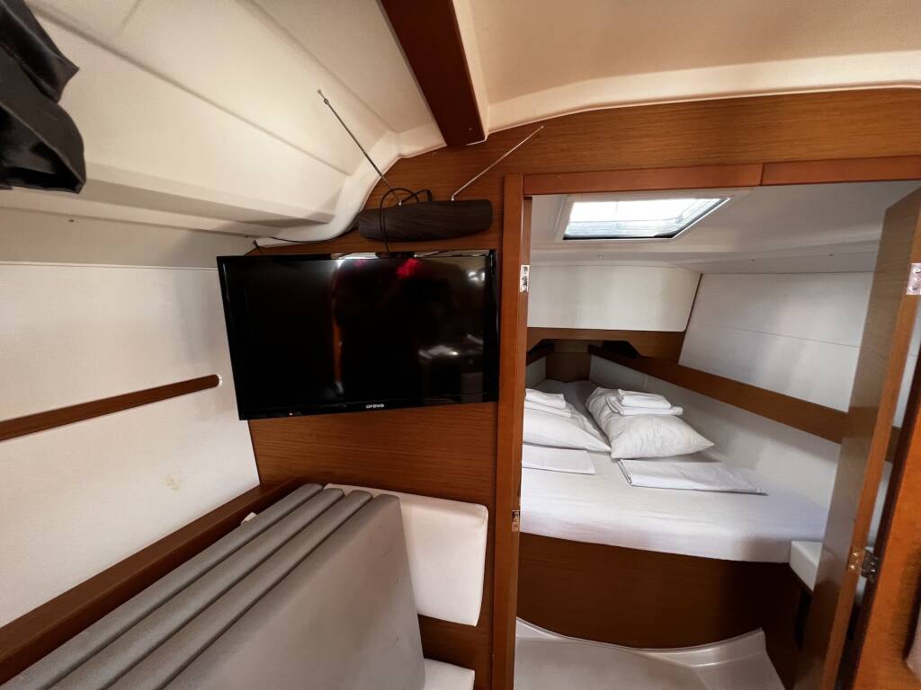 Sun Odyssey 349 Lydia