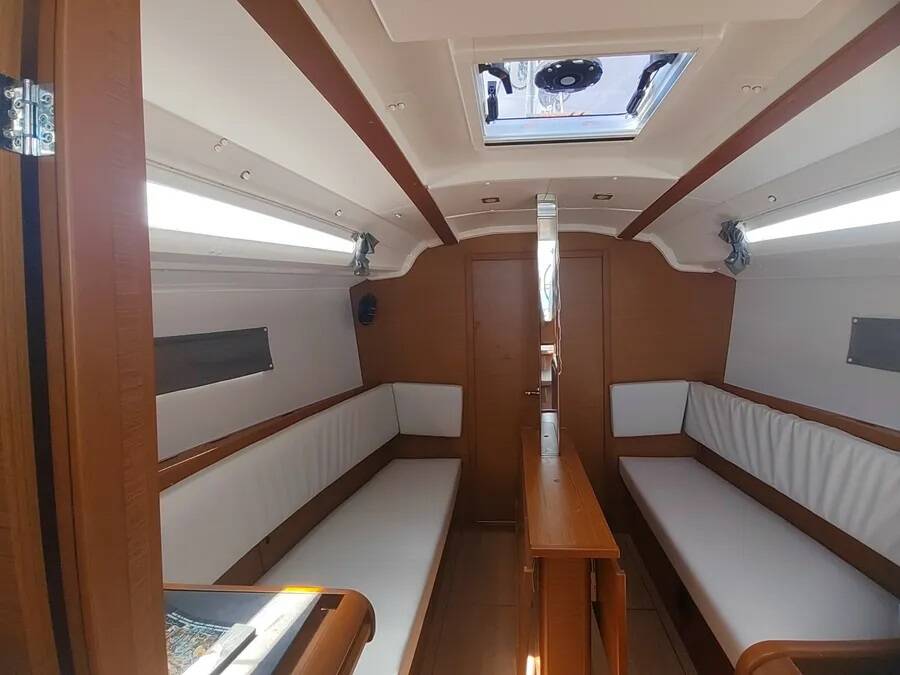 Sun Odyssey 349 Fig