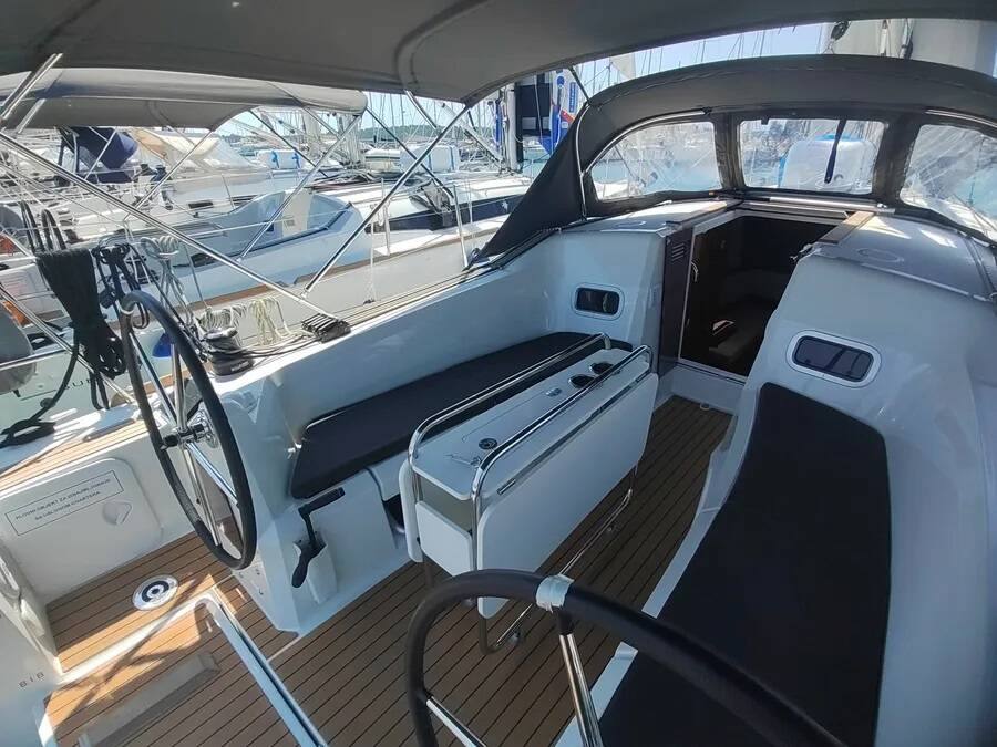 Sun Odyssey 349 Fig
