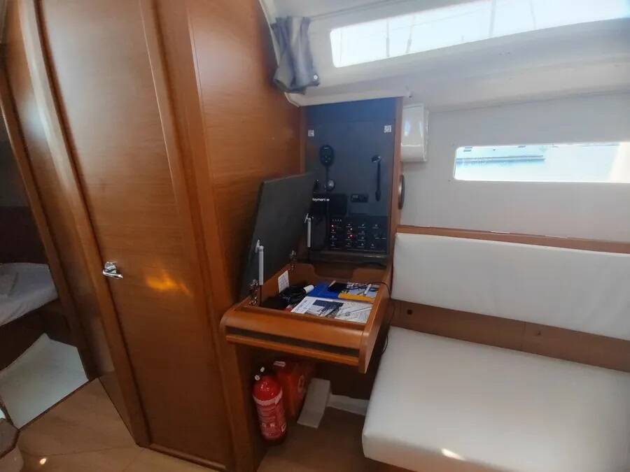 Sun Odyssey 349 