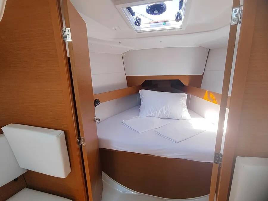 Sun Odyssey 349 