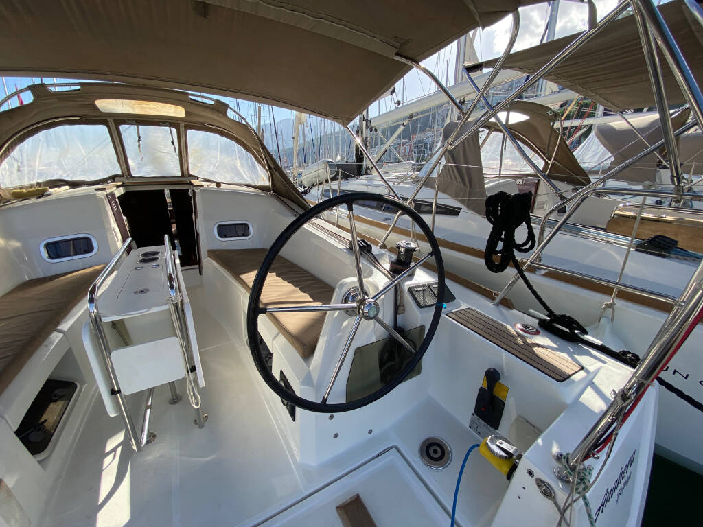 Sun Odyssey 349 Anahera