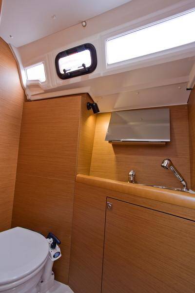 Sun Odyssey 349 SheShe
