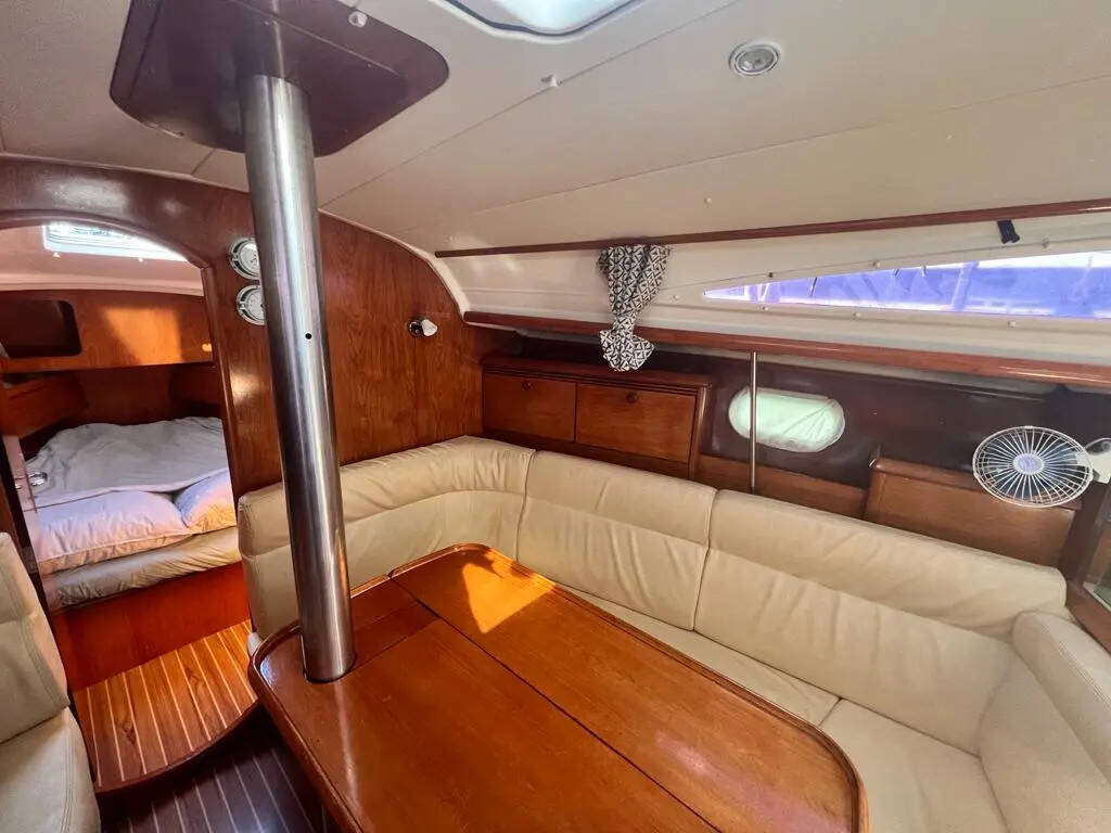 Sun Odyssey 35 Steropi