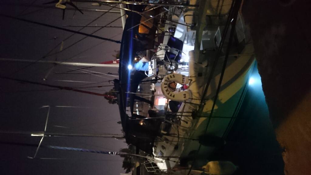 Sun Odyssey 36.2 Pythagoras (electric head, wind generator)