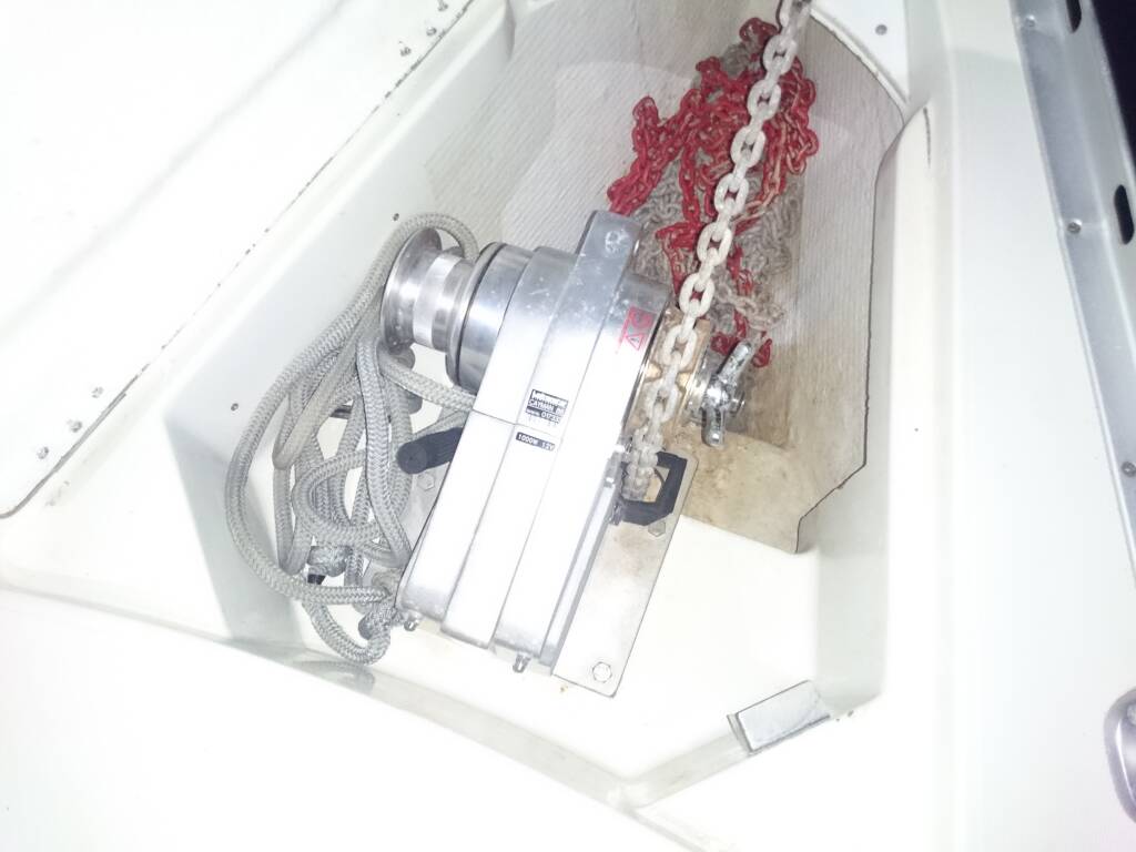 Sun Odyssey 36.2 Pythagoras (electric head, wind generator)