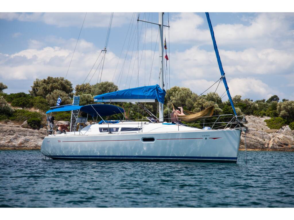 Sun Odyssey 36i • Lauren