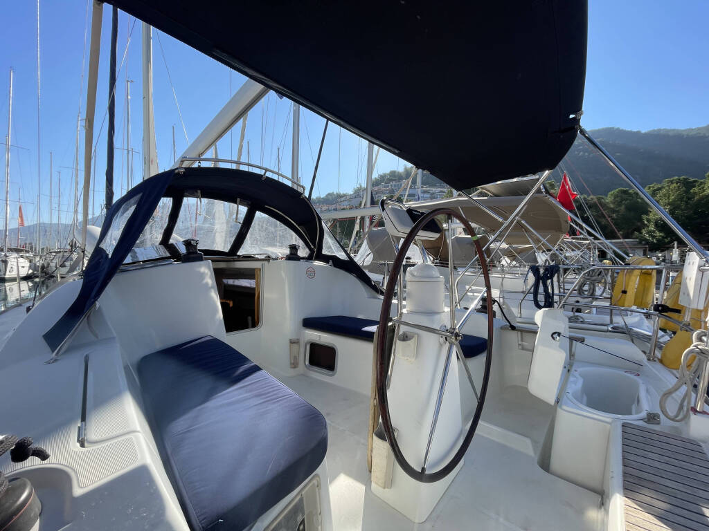 Sun Odyssey 36i Blue Sky