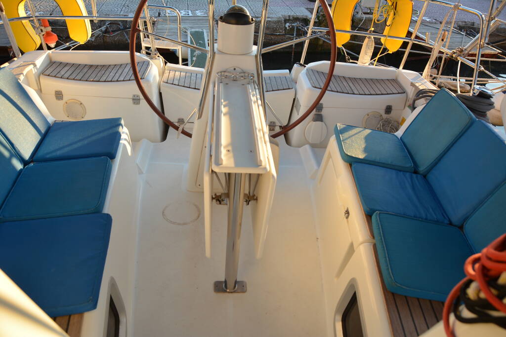 Sun Odyssey 36i Babis 2010  