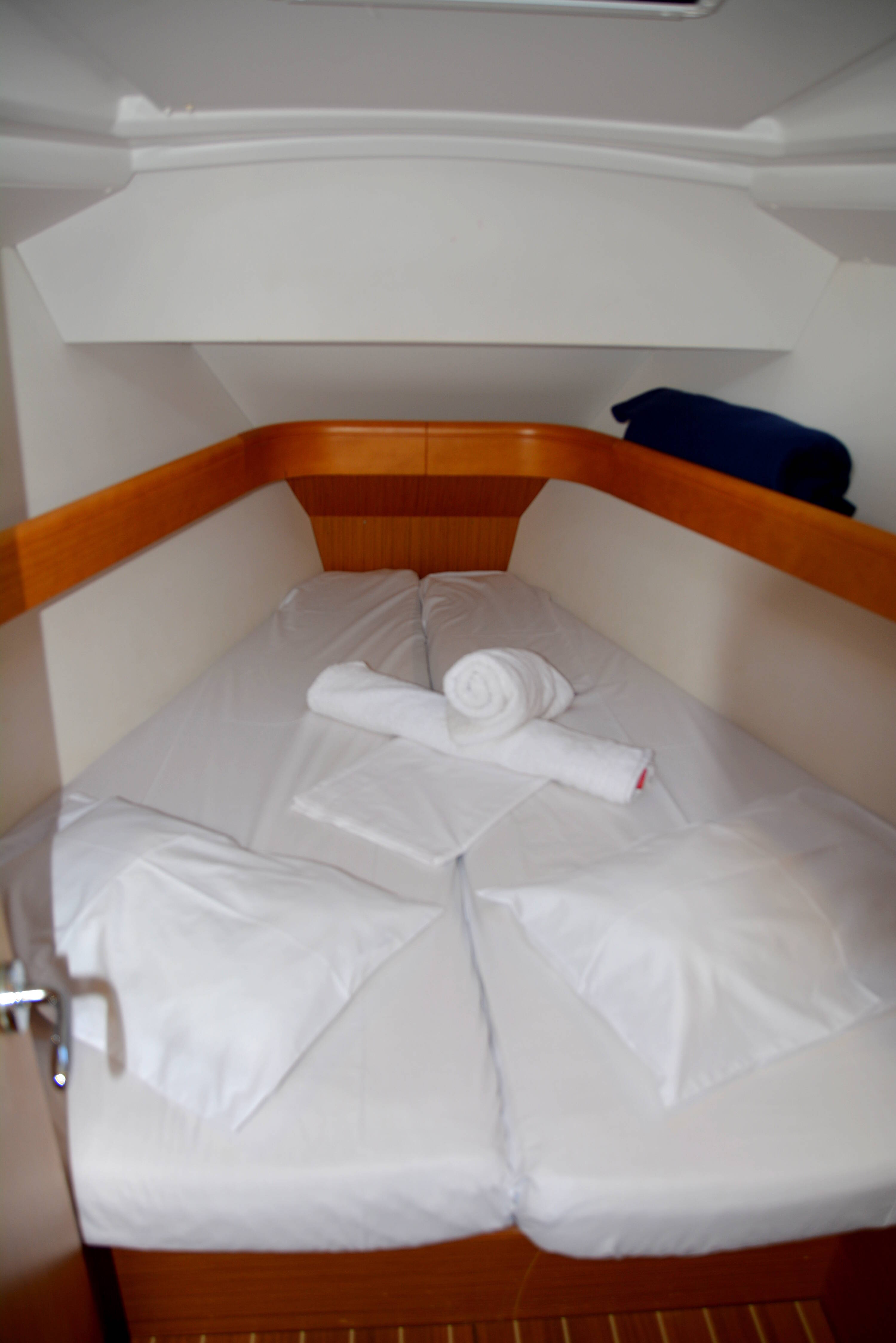 Sun Odyssey 36i Babis 2010  