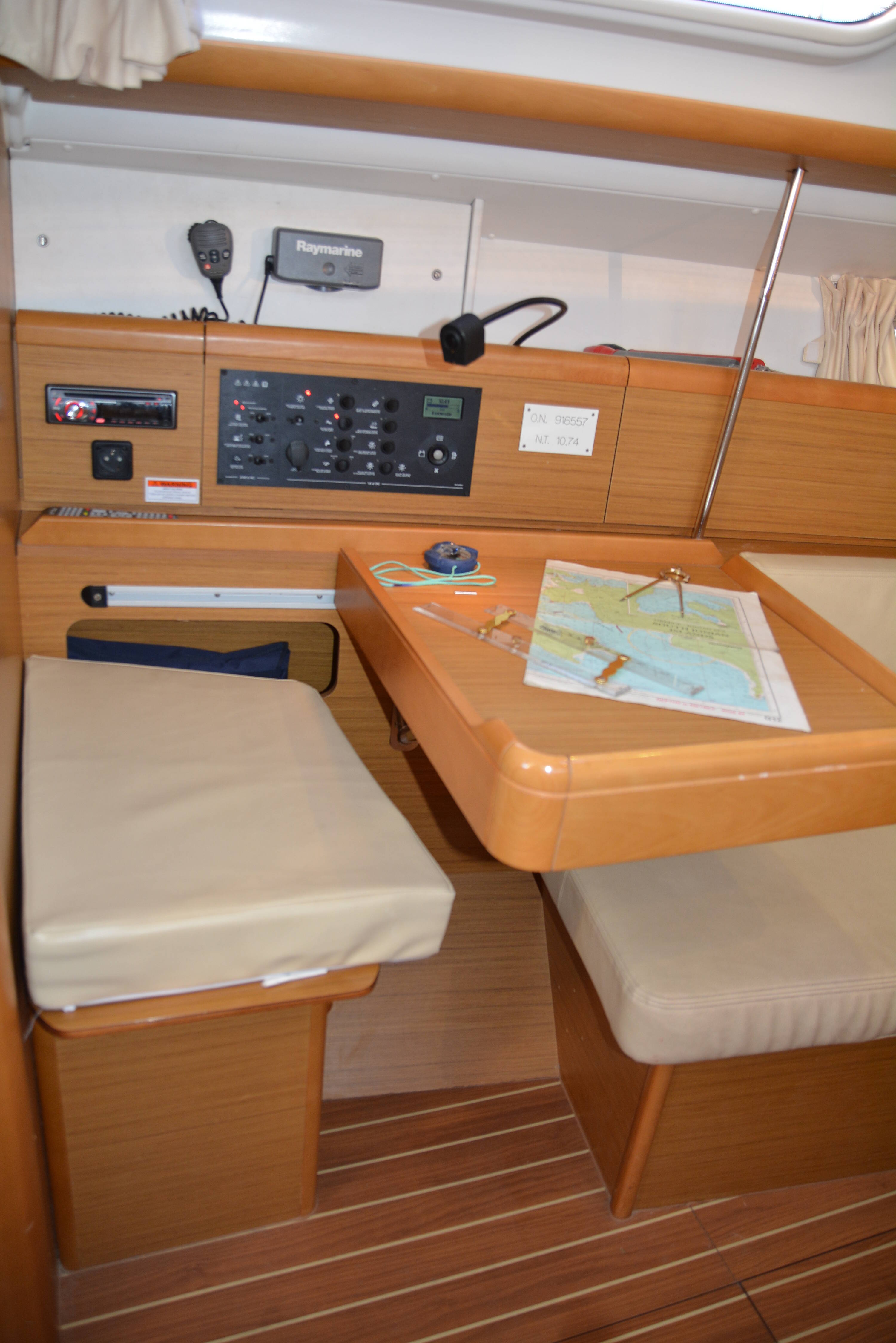 Sun Odyssey 36i Babis 2010  