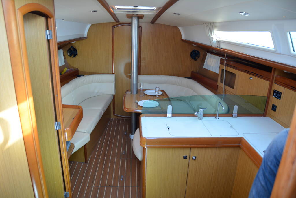 Sun Odyssey 36i Billis