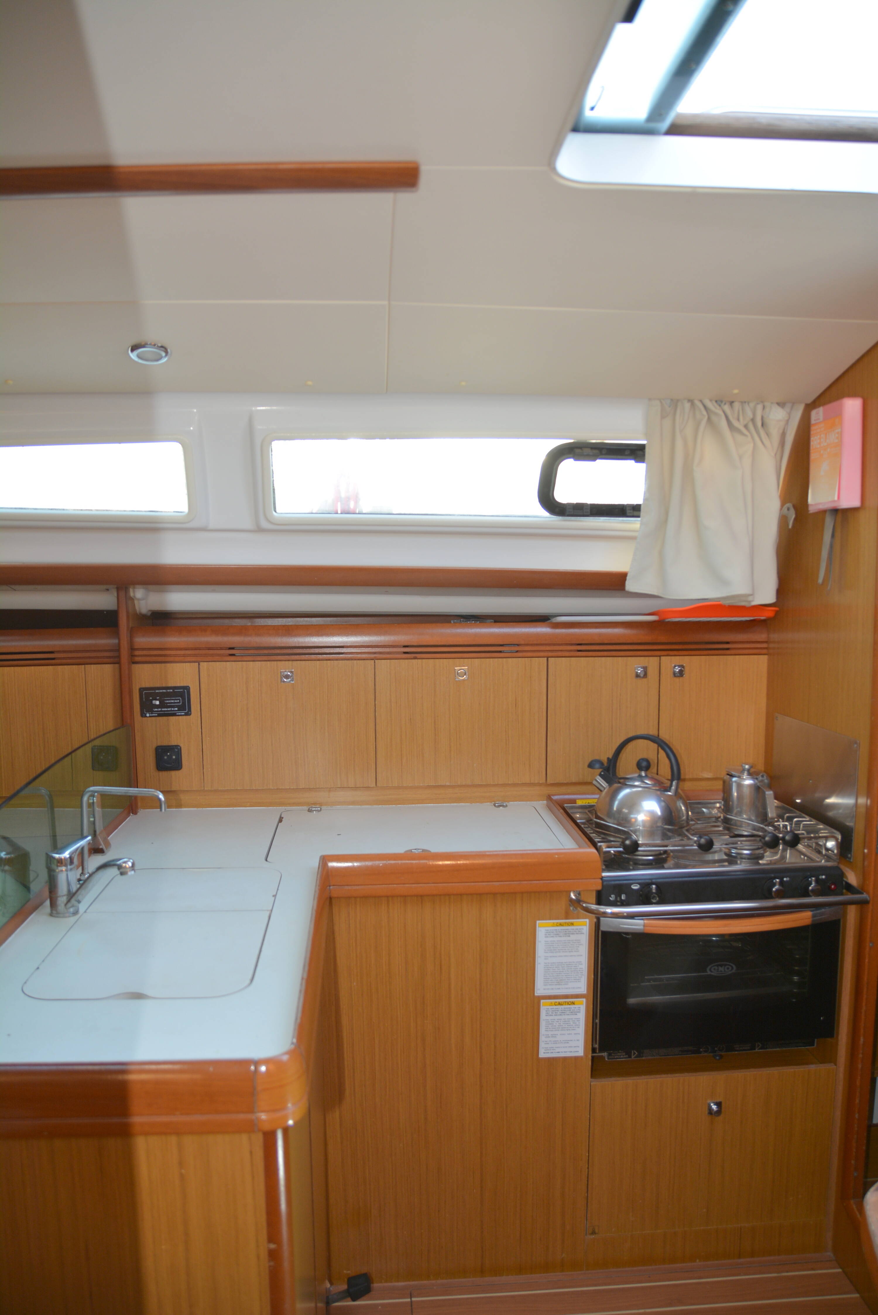 Sun Odyssey 36i Billis