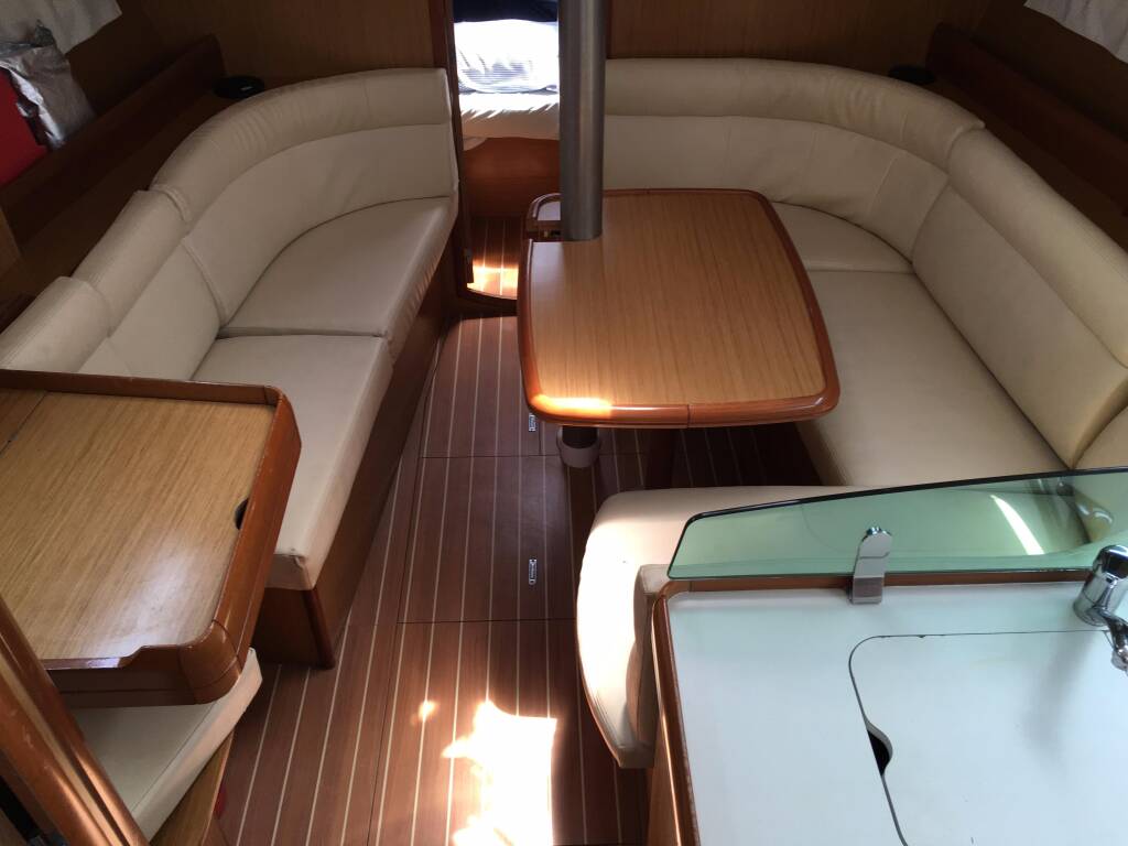 Sun Odyssey 36i Billis