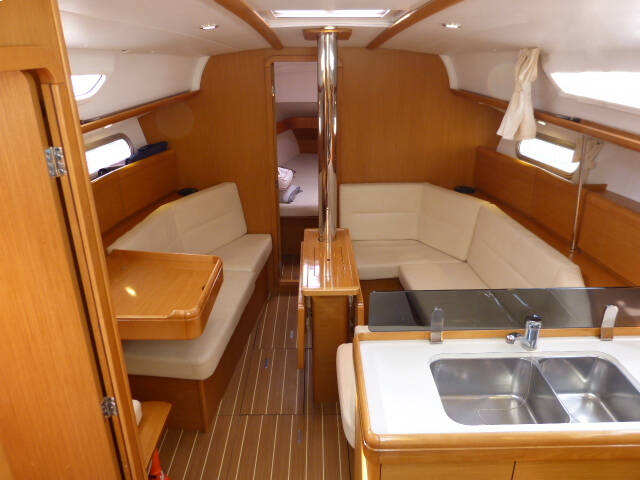 Sun Odyssey 36i Scooby-Doo