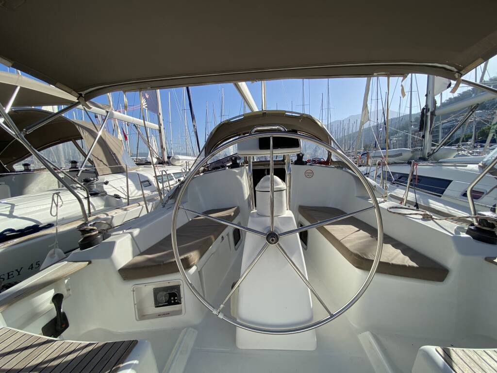Sun Odyssey 36i Scooby-Doo