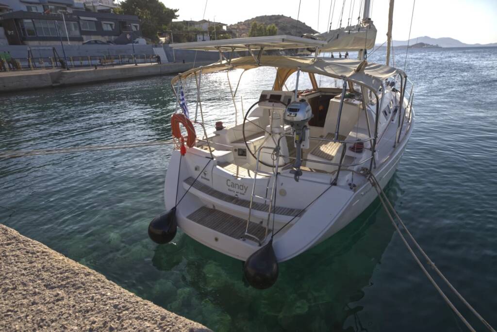 Sun Odyssey 36i Candy