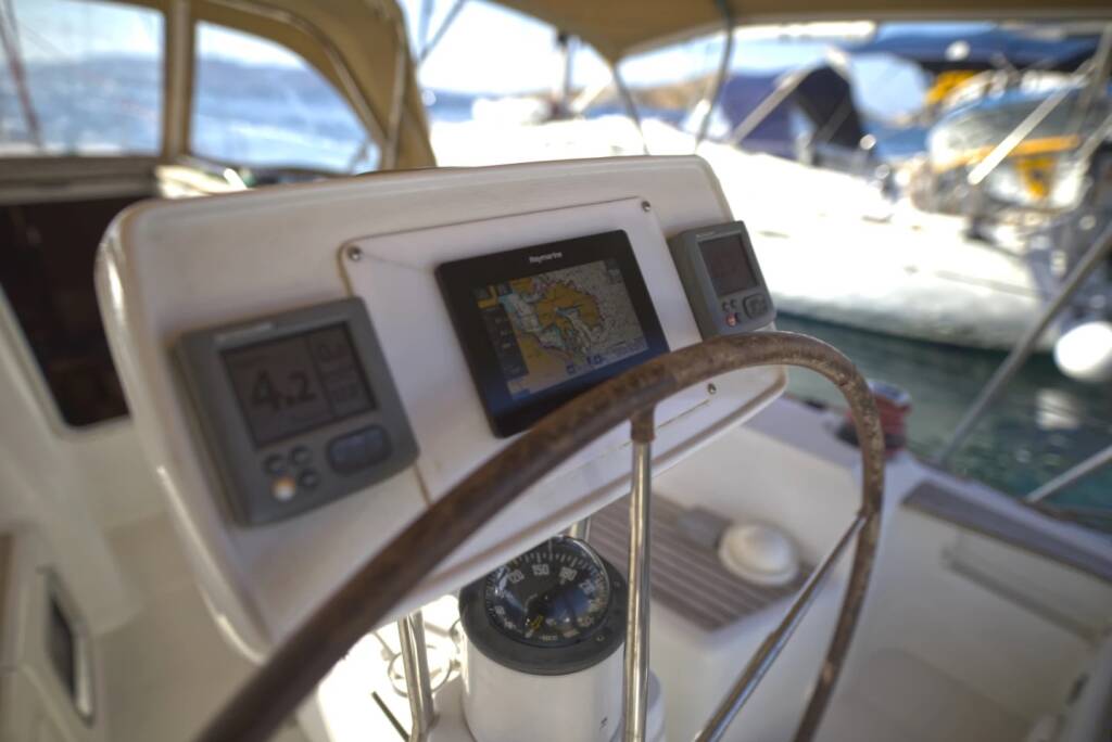 Sun Odyssey 36i Candy