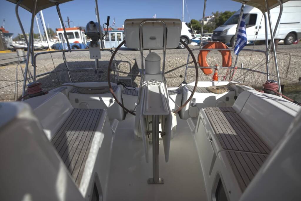 Sun Odyssey 36i Candy