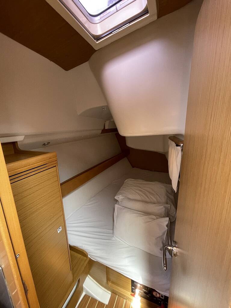 Sun Odyssey 36i Mala