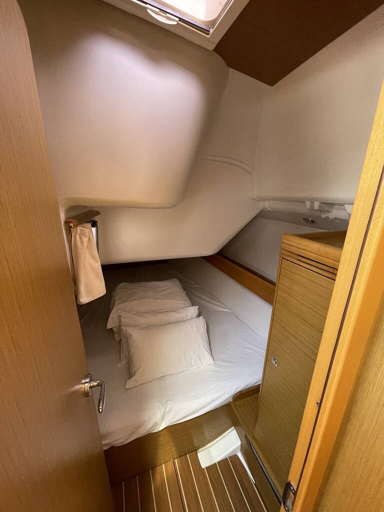 Sun Odyssey 36i Mala