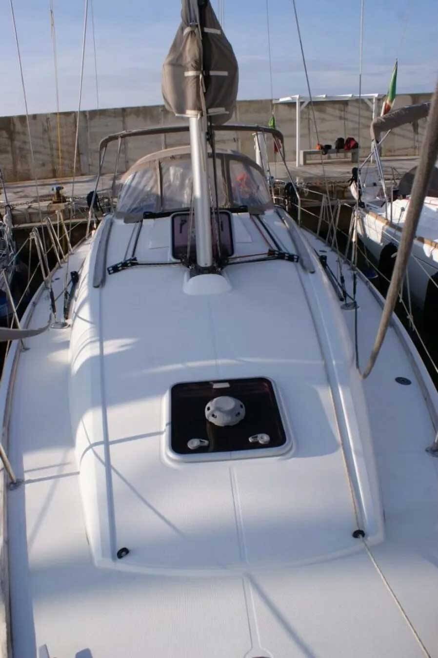 Sun Odyssey 36i Frivola