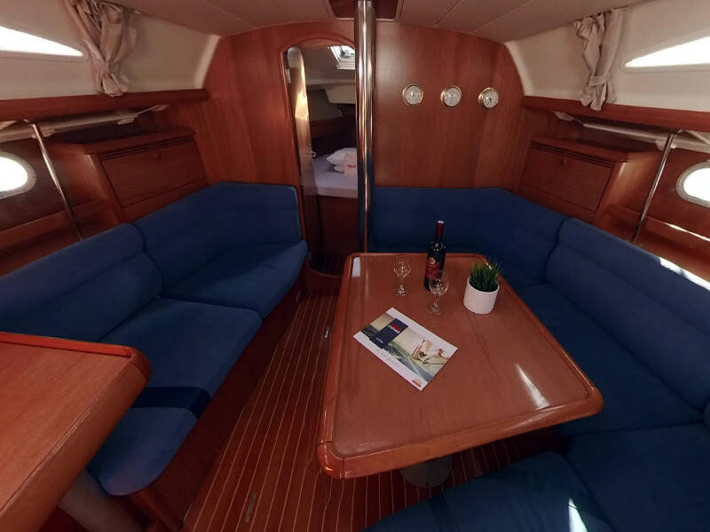 Sun Odyssey 37 SIPICA