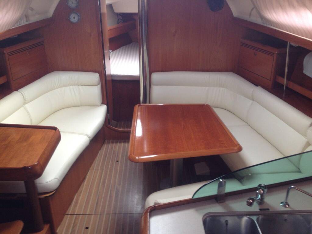 Sun Odyssey 37 NAIAS
