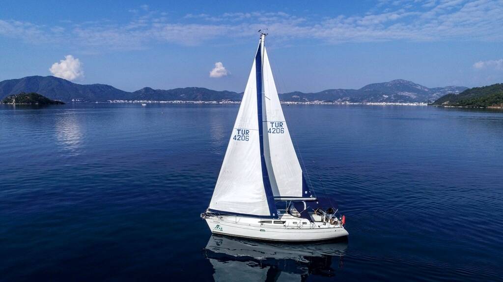 Sun Odyssey 37 Kacamak