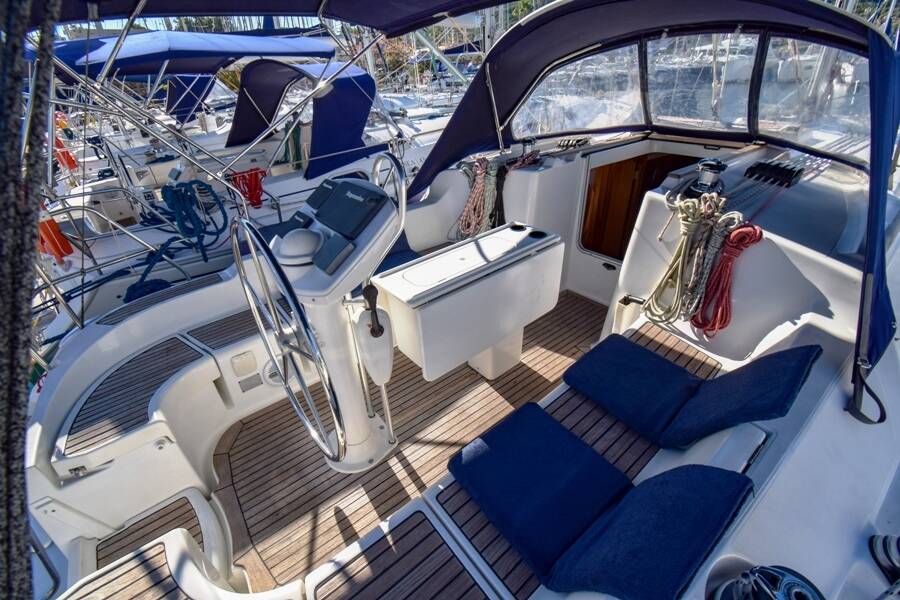 Sun Odyssey 37 Kacamak