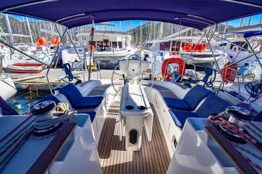 Sun Odyssey 37 Kacamak