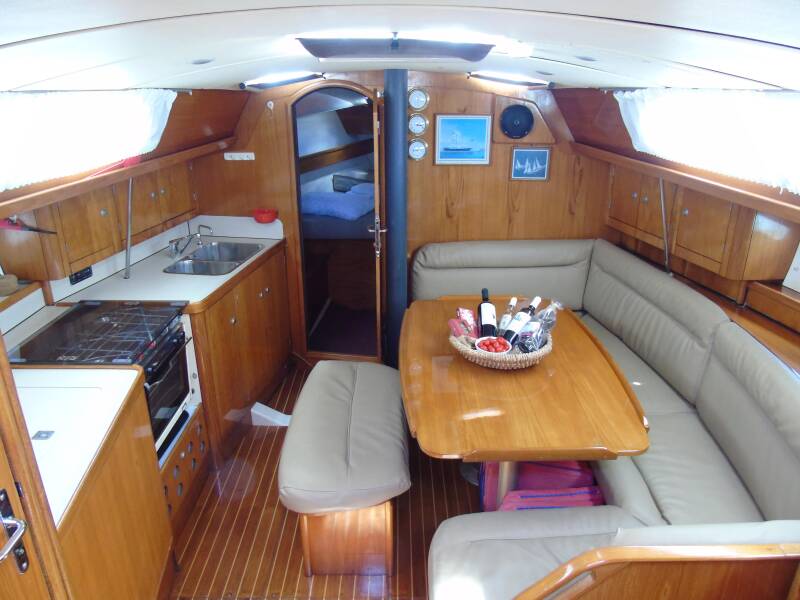 Sun Odyssey 37.1 Calma