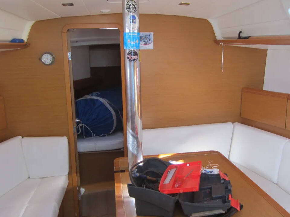 Sun Odyssey 379  Corail