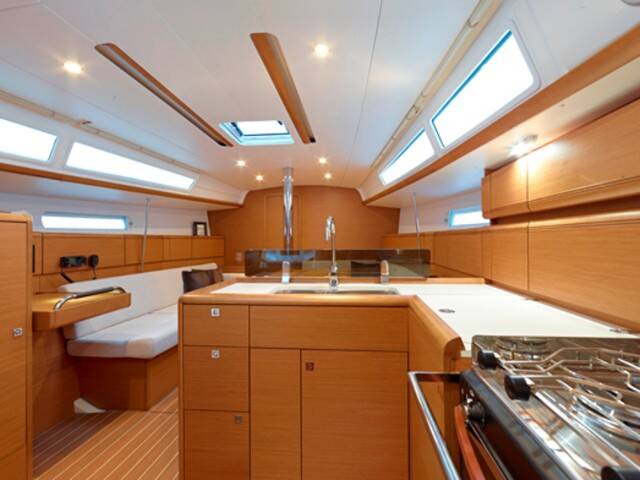 Sun Odyssey 379 AF-SO379