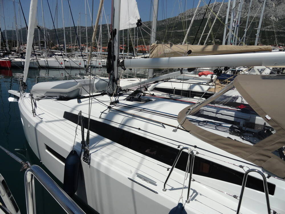 Sun Odyssey 380 Maravilha