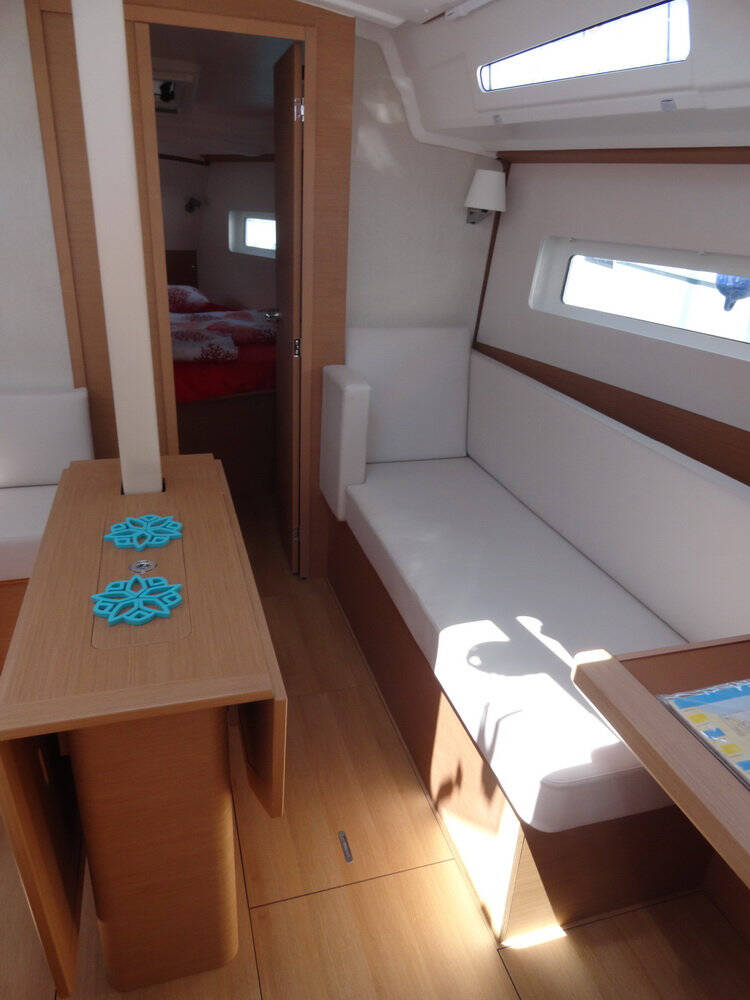 Sun Odyssey 380 Maravilha