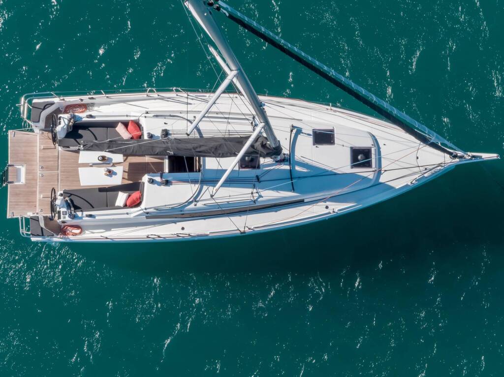 Sun Odyssey 380 DERMINICA