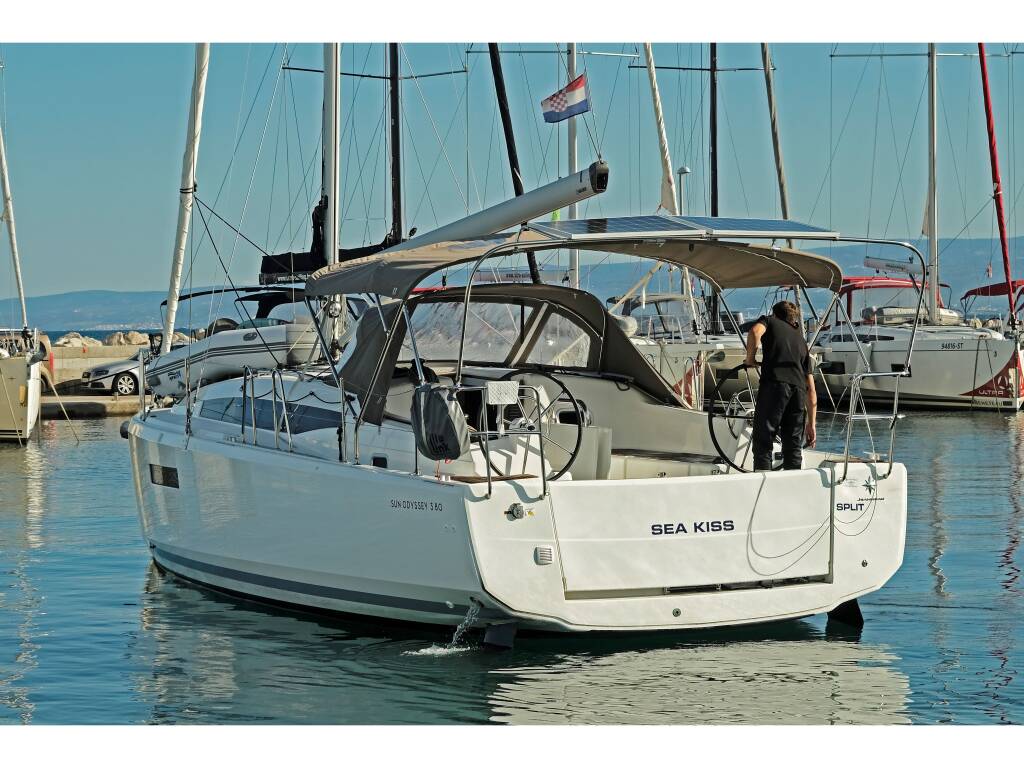 Sun Odyssey 380 Sea Kiss