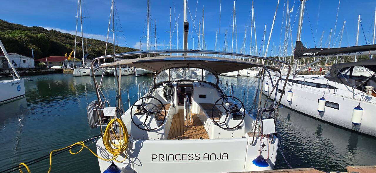 Sun Odyssey 380 • Princess Anja