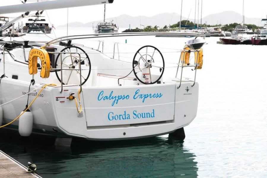 Sun Odyssey 380 • Calypso Express