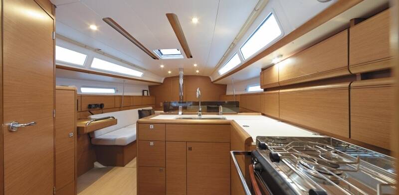 Sun Odyssey 389 PITTA