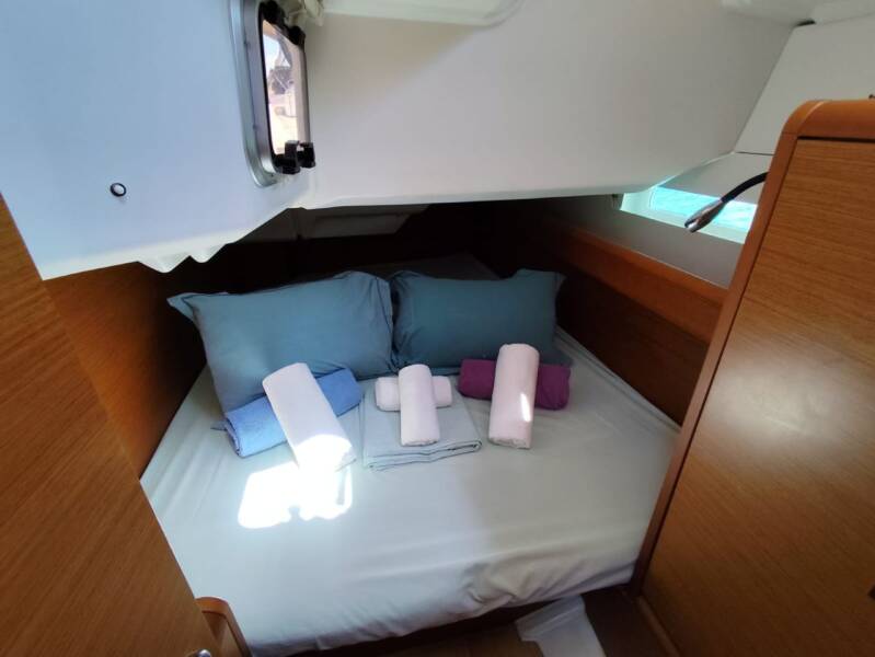 Sun Odyssey 389 PEACOK