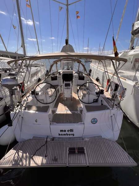 Sun Odyssey 389 • MoElli