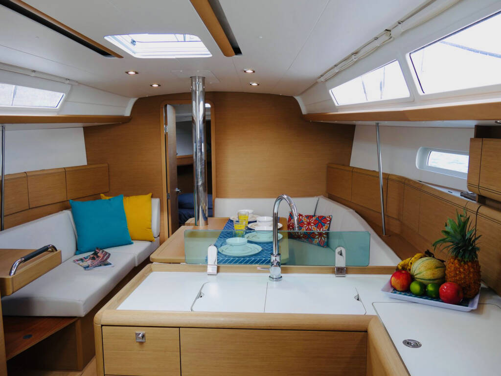 Sun Odyssey 389 Algol
