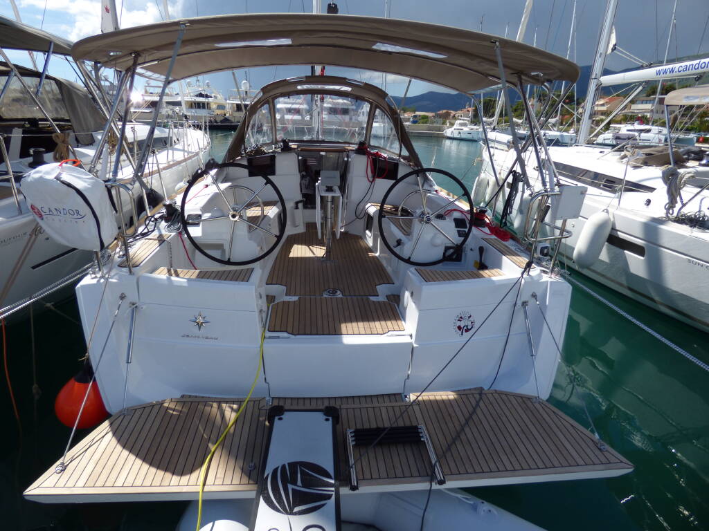 Sun Odyssey 389 VACSKAMATI