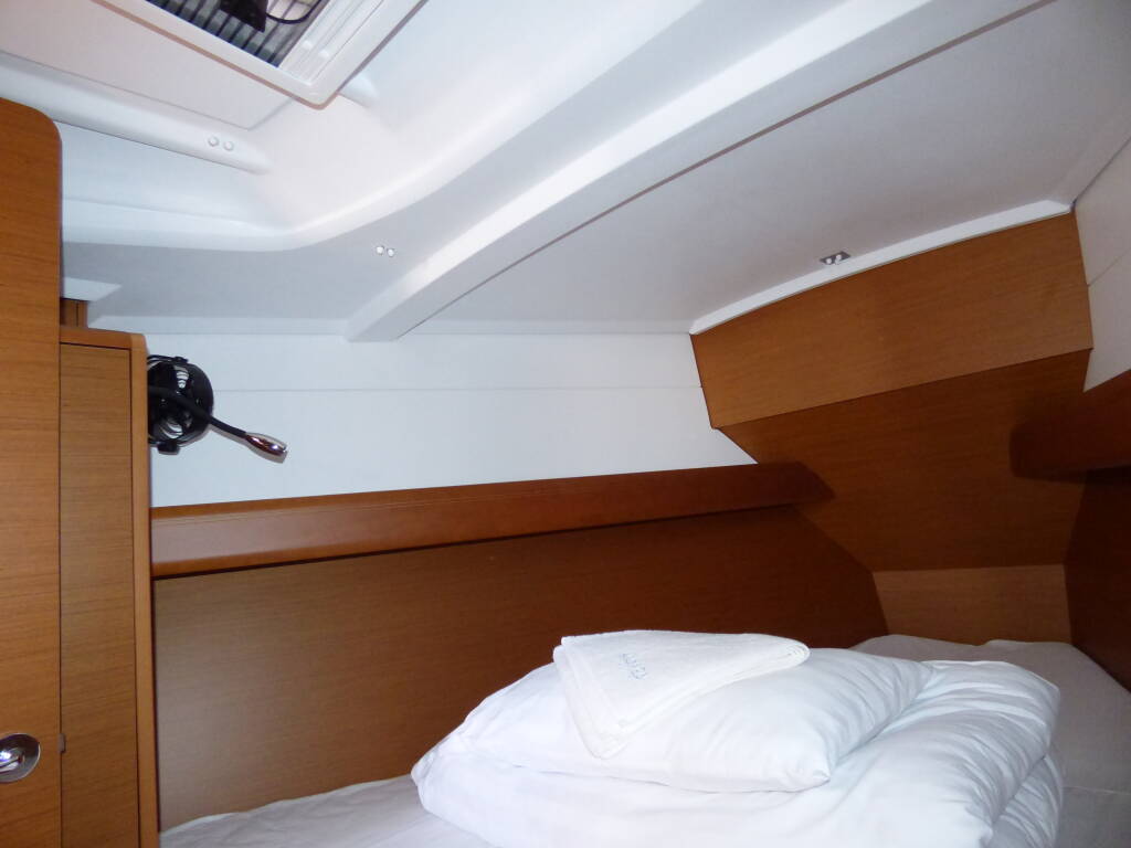 Sun Odyssey 389 VACSKAMATI