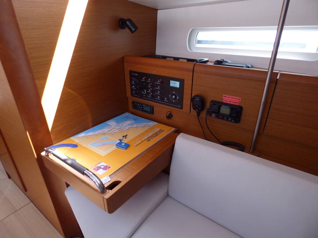 Sun Odyssey 389 VACSKAMATI