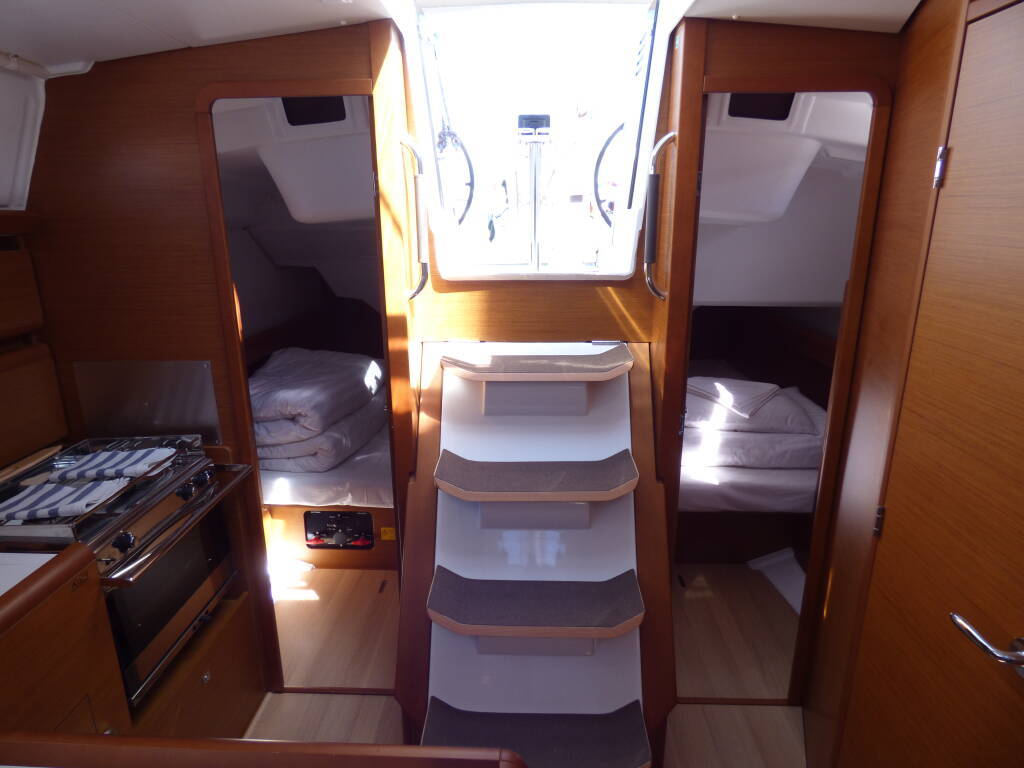 Sun Odyssey 389 VACSKAMATI