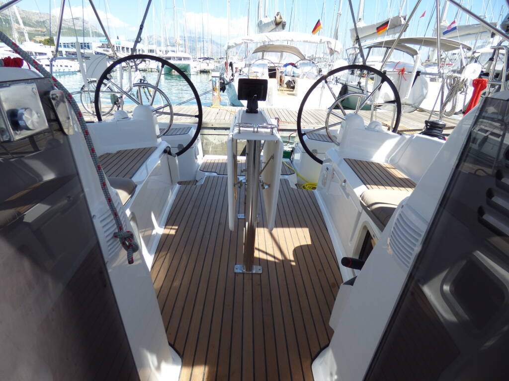 Sun Odyssey 389 VACSKAMATI
