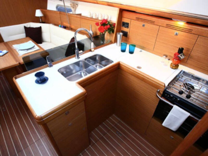 Sun Odyssey 39 DS Afroditi